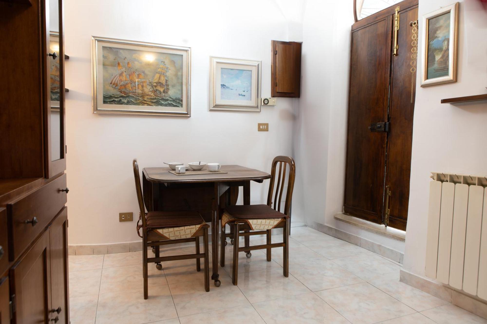 Casa Vitelli - Centro Storico A Due Passi Da Tutto Apartamento Terracina Exterior foto